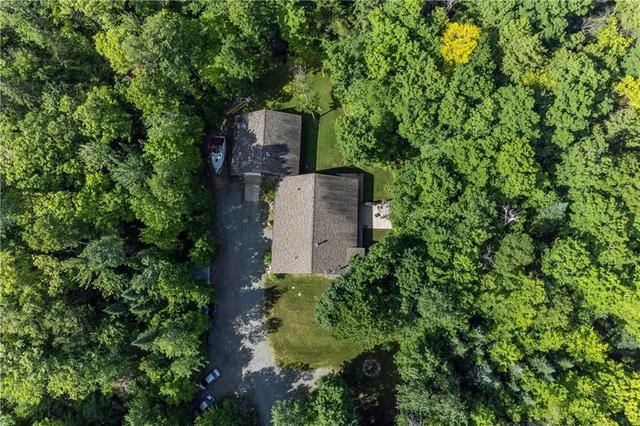 419 Sunny Hill Road, House detached with 3 bedrooms, 3 bathrooms and 10 parking in Madawaska Valley ON | Image 6