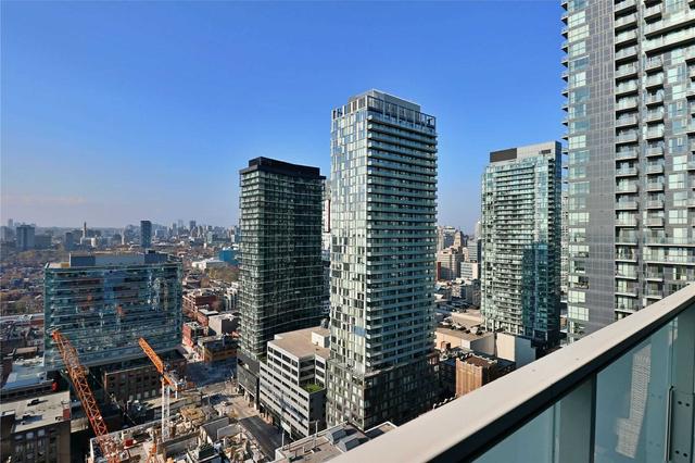 2806 - 11 Charlotte St, Condo with 2 bedrooms, 1 bathrooms and 1 parking in Toronto ON | Image 21