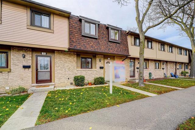 76 - 105 Hansen Rd, Townhouse with 3 bedrooms, 2 bathrooms and 1 parking in Brampton ON | Image 12