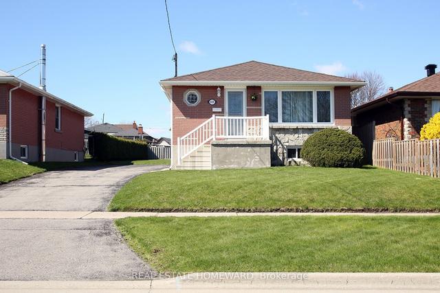 868 Myers St, House detached with 3 bedrooms, 2 bathrooms and 5 parking in Oshawa ON | Image 1