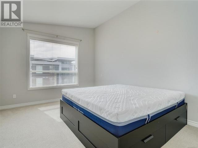 913 Whirlaway Cres, House attached with 4 bedrooms, 4 bathrooms and 3 parking in Langford BC | Image 12
