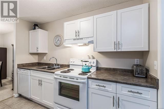 305 - 3089 Barons Rd, Condo with 2 bedrooms, 1 bathrooms and 1 parking in Nanaimo BC | Image 3