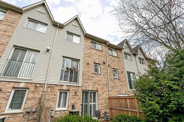 4 - 1015 Johnson's Lane, Townhouse with 2 bedrooms, 3 bathrooms and 2 parking in Mississauga ON | Image 30