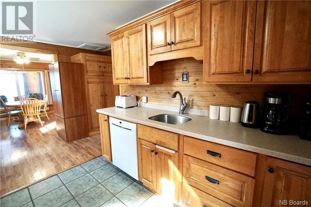 47 Old Schoolhouse Road, House detached with 3 bedrooms, 2 bathrooms and null parking in Saint Patrick NB | Image 8