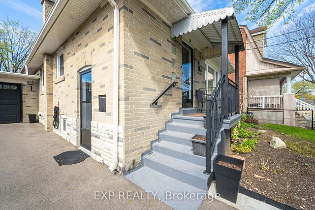 54 William St, House detached with 3 bedrooms, 2 bathrooms and 5 parking in Toronto ON | Image 31