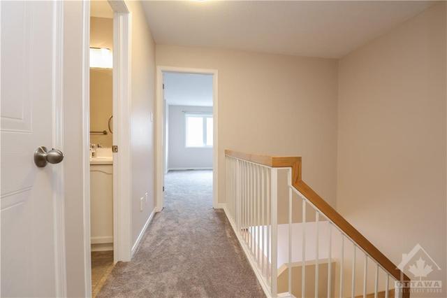 528 Woodchase Street, Townhouse with 3 bedrooms, 3 bathrooms and 3 parking in Ottawa ON | Image 13