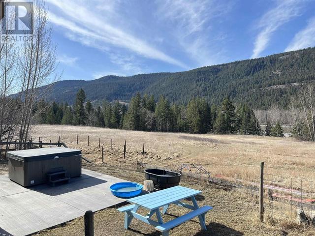 6831 Soda Creek Road, House detached with 5 bedrooms, 1 bathrooms and null parking in Cariboo D BC | Image 5