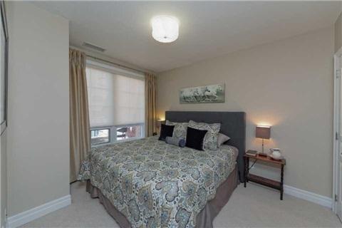 426 - 20 Burkebrook Pl, Condo with 1 bedrooms, 1 bathrooms and 1 parking in Toronto ON | Image 5