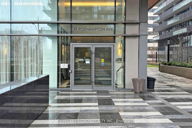 2508 - 39 Roehampton Ave, Condo with 2 bedrooms, 2 bathrooms and 0 parking in Toronto ON | Image 12