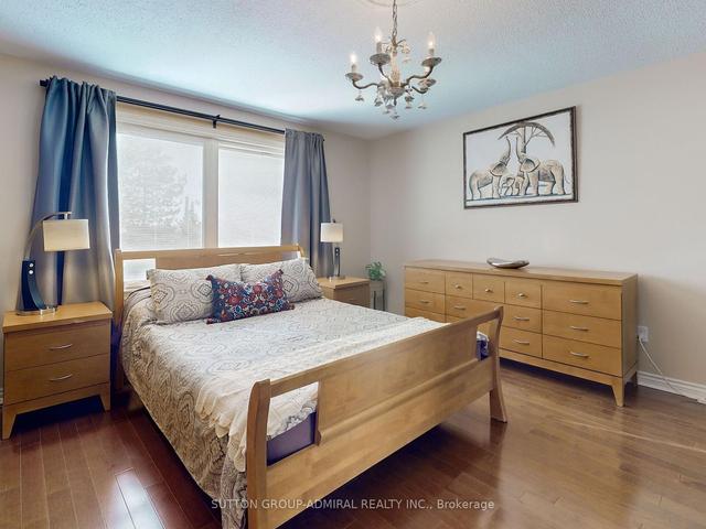 171 Hidden Tr, House semidetached with 3 bedrooms, 3 bathrooms and 4 parking in Toronto ON | Image 13