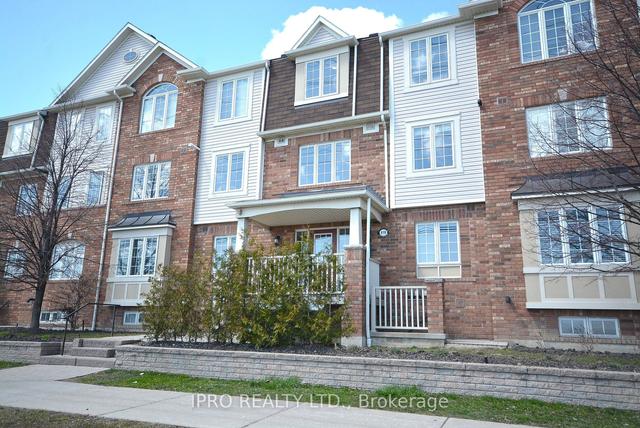 5 - 619 Dundas St W, Townhouse with 2 bedrooms, 2 bathrooms and 2 parking in Mississauga ON | Image 1