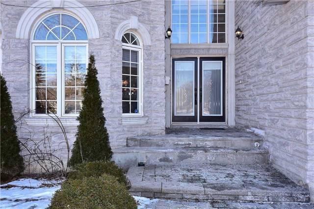 363 Kingsdale Ave, House detached with 5 bedrooms, 6 bathrooms and 6 parking in Toronto ON | Image 2
