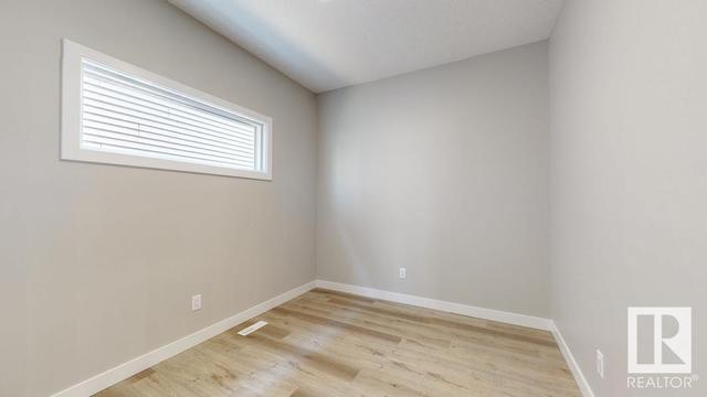 9822 225a St Nw, House detached with 3 bedrooms, 2 bathrooms and 4 parking in Edmonton AB | Image 12