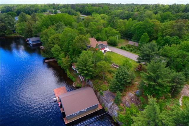 1007 Glen Echo Rd, House detached with 5 bedrooms, 3 bathrooms and 20 parking in Gravenhurst ON | Image 2