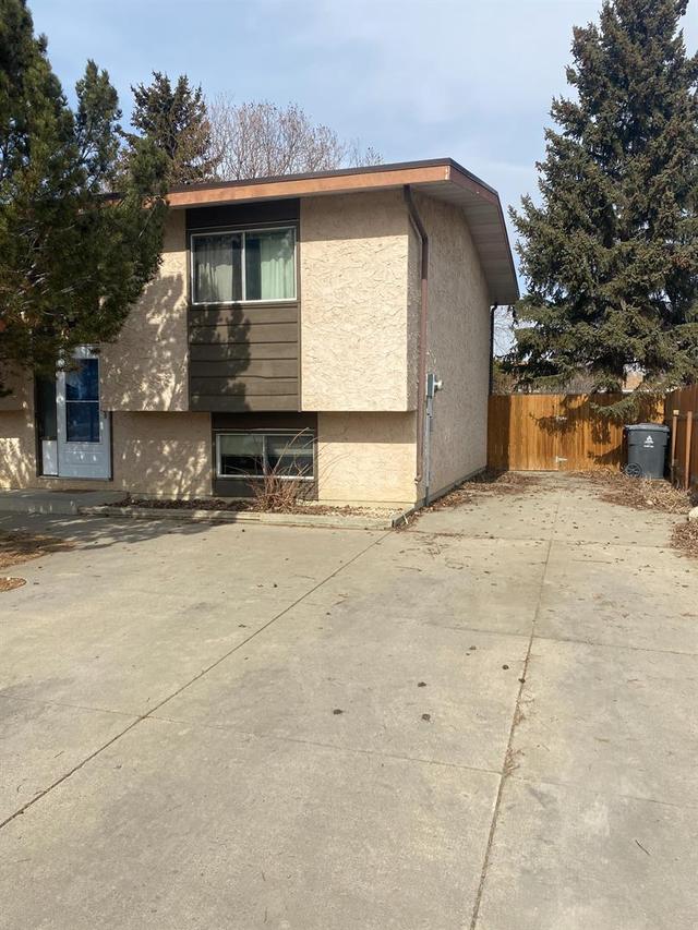 181 Mohawk Road W, House detached with 4 bedrooms, 2 bathrooms and 4 parking in Lethbridge County AB | Image 24