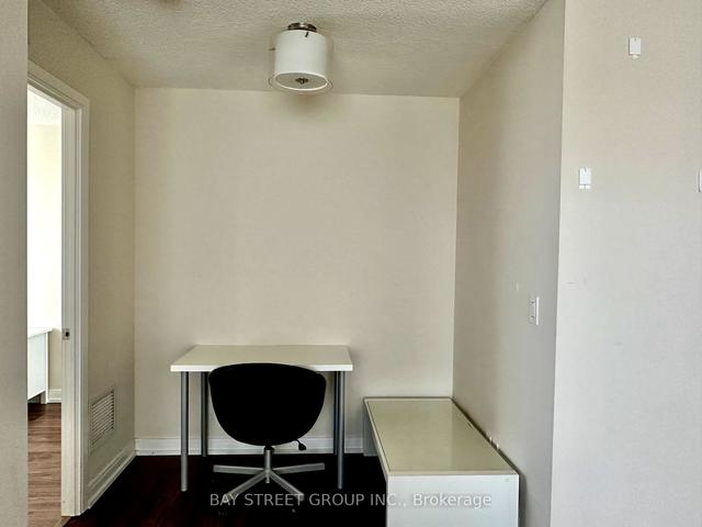 1908 - 151 Village Green Sq, Condo with 2 bedrooms, 2 bathrooms and 1 parking in Toronto ON | Image 11