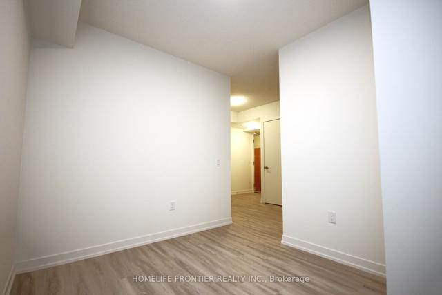 2009 - 55 Cooper St, Condo with 1 bedrooms, 1 bathrooms and 1 parking in Toronto ON | Image 7