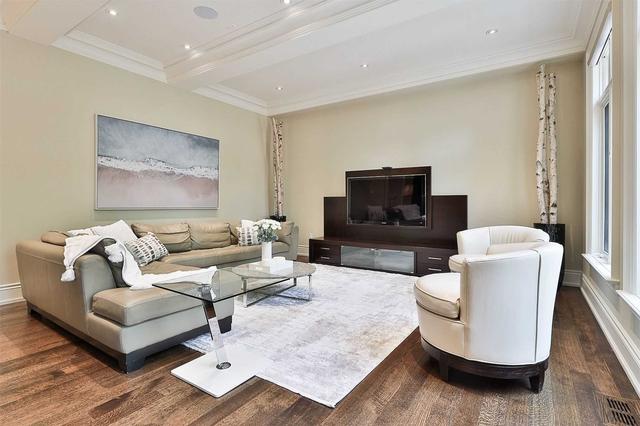 72 Yorkminster Rd, House detached with 5 bedrooms, 9 bathrooms and 9 parking in Toronto ON | Image 4