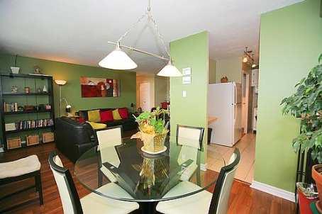 1405 - 541 Blackthorn Ave, Condo with 2 bedrooms, 1 bathrooms and 1 parking in Toronto ON | Image 4