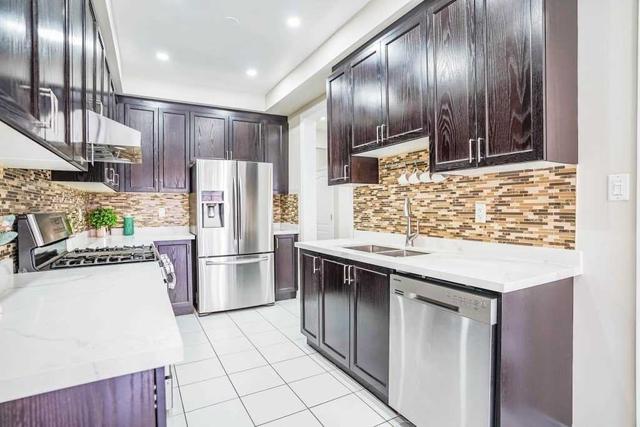 upper - 36 Lanark Circ, House semidetached with 4 bedrooms, 3 bathrooms and 2 parking in Brampton ON | Image 5