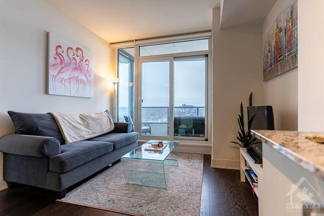 1201 - 485 Richmond Road, Condo with 2 bedrooms, 2 bathrooms and 1 parking in Ottawa ON | Image 7