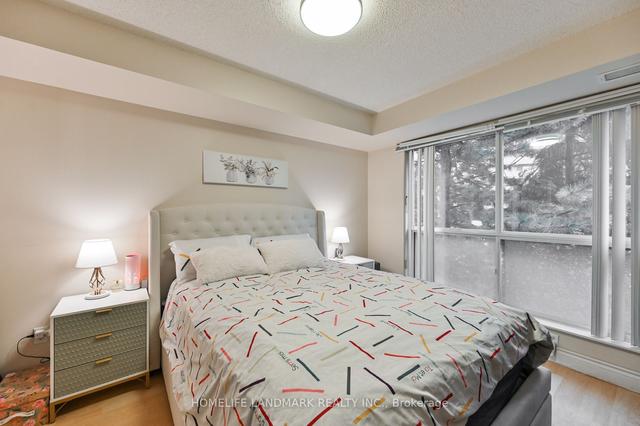 217 - 23 Lorraine Dr, Condo with 2 bedrooms, 2 bathrooms and 1 parking in Toronto ON | Image 2