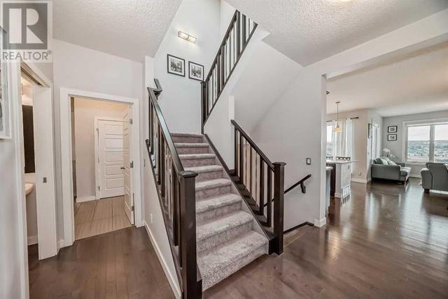 109 Evansridge Place Nw, House detached with 4 bedrooms, 3 bathrooms and 4 parking in Calgary AB | Image 6