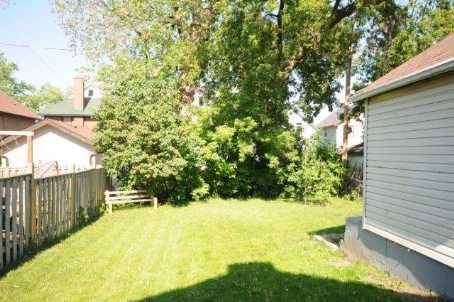 123 Huron St, House detached with 3 bedrooms, 1 bathrooms and 3 parking in Oshawa ON | Image 9
