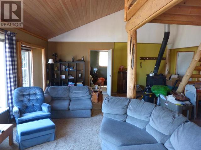 7450 Sheridan West Fs Road, House detached with 2 bedrooms, 1 bathrooms and null parking in Cariboo L BC | Image 4