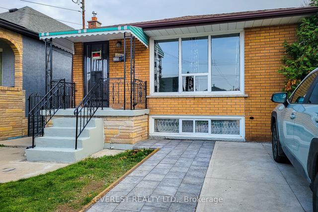 236 Ivon Ave E, House detached with 3 bedrooms, 2 bathrooms and 2 parking in Hamilton ON | Image 12