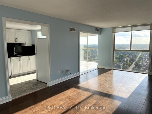 1702 - 5460 Yonge St, Condo with 2 bedrooms, 2 bathrooms and 1 parking in Toronto ON | Image 1
