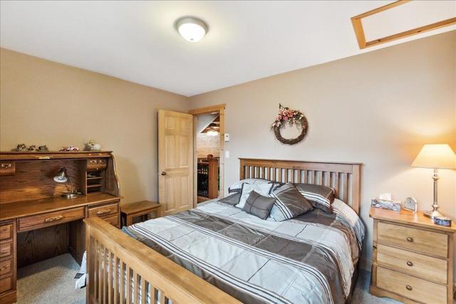 3195 Heddle Road, House detached with 3 bedrooms, 2 bathrooms and null parking in Central Kootenay F BC | Image 42