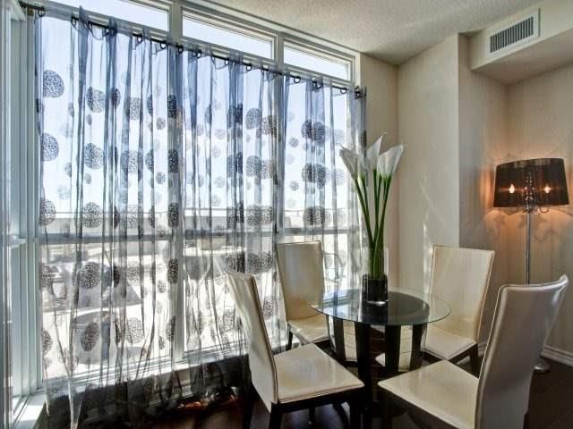 1003 - 1328 Birchmount Rd, Condo with 2 bedrooms, 2 bathrooms and 1 parking in Toronto ON | Image 8