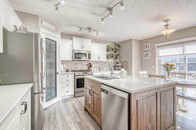 266 Everstone Drive Sw, House detached with 3 bedrooms, 2 bathrooms and 4 parking in Calgary AB | Image 10