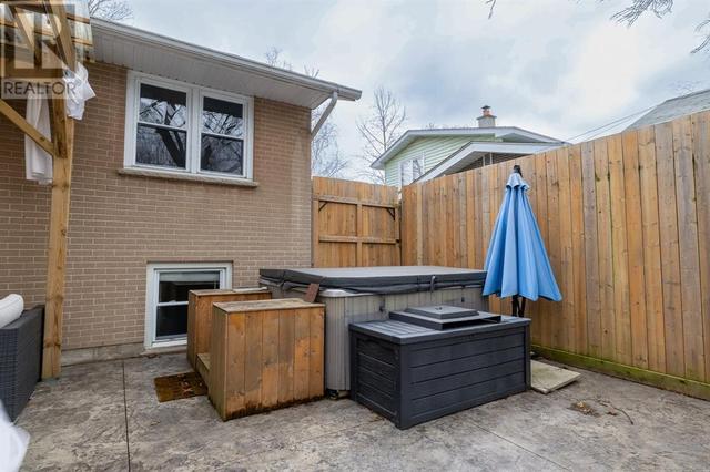 1705 Mulberry Street, House detached with 2 bedrooms, 2 bathrooms and null parking in Sarnia ON | Image 34