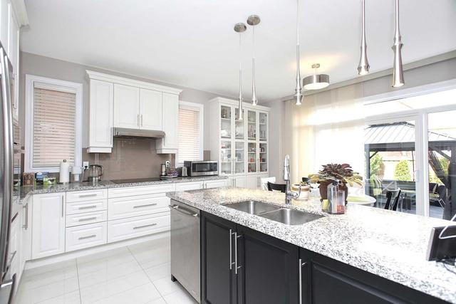 80 Pullman Rd, House detached with 4 bedrooms, 5 bathrooms and 5 parking in Vaughan ON | Image 8