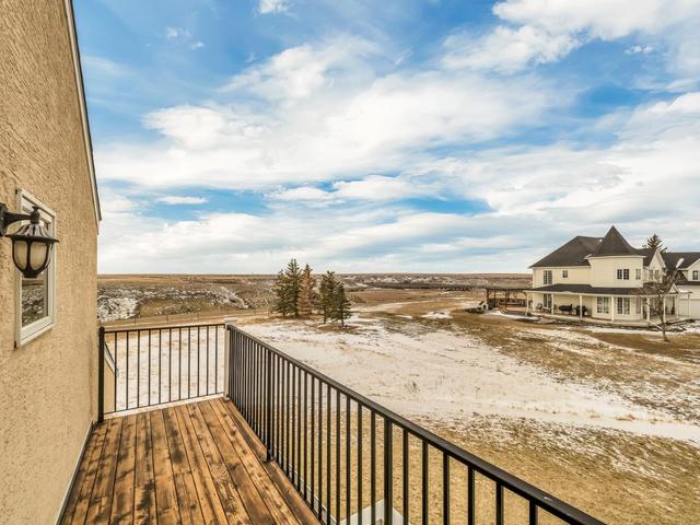 221 Falcon Ridge Way, House detached with 5 bedrooms, 5 bathrooms and 4 parking in Lethbridge County AB | Image 26