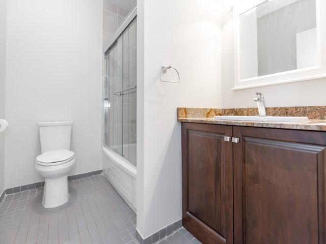 Upper - 388 Parliament St, House detached with 2 bedrooms, 2 bathrooms and 1 parking in Toronto ON | Image 18