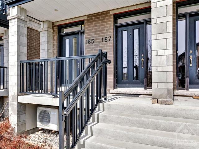 165 Poplin Street, House attached with 2 bedrooms, 2 bathrooms and 2 parking in Ottawa ON | Image 3
