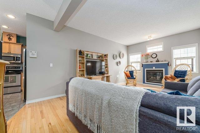 93 - 13825 155 Av Nw, House attached with 2 bedrooms, 1 bathrooms and 2 parking in Edmonton AB | Image 10