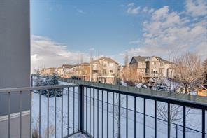 8 Westpark Common Sw, Home with 2 bedrooms, 2 bathrooms and 2 parking in Calgary AB | Image 31