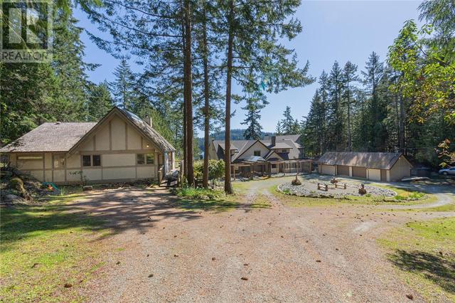 630 Dinner Bay Rd, House detached with 12 bedrooms, 16 bathrooms and 12 parking in Southern Gulf Islands BC | Image 4
