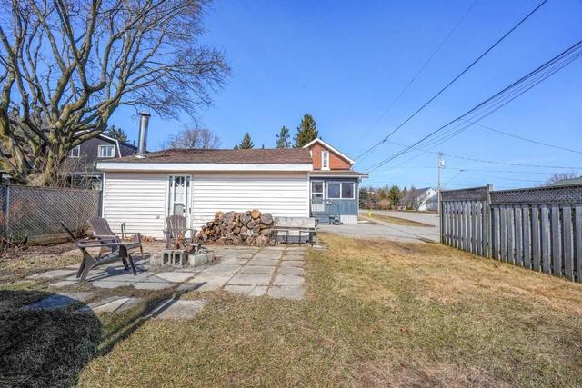 79 Francis St, House detached with 2 bedrooms, 2 bathrooms and 2 parking in Port Hope ON | Image 7