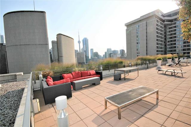 715 - 111 Elizabeth St, Condo with 1 bedrooms, 1 bathrooms and 0 parking in Toronto ON | Image 11