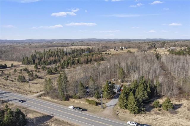 14300 Highway 60 Highway, House detached with 2 bedrooms, 1 bathrooms and 3 parking in Killaloe, Hagarty and Richards ON | Image 22