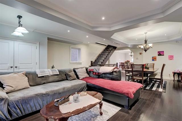 21 Thornton Ave, House detached with 4 bedrooms, 4 bathrooms and 7 parking in Toronto ON | Image 26