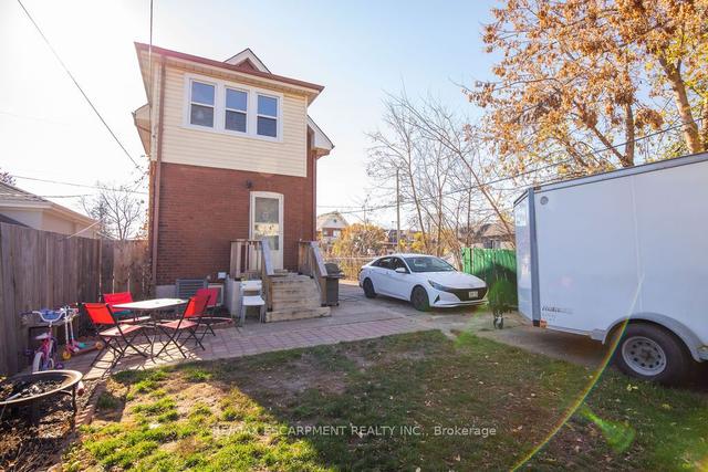 212 Sheridan St, House detached with 4 bedrooms, 3 bathrooms and 6 parking in Brantford ON | Image 9