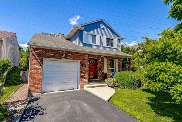 534 Clark Avenue, House detached with 3 bedrooms, 2 bathrooms and 2 parking in Burlington ON | Image 1