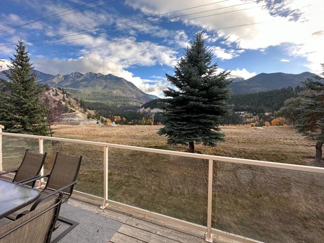 157 - 4904 Ridge Road, House attached with 2 bedrooms, 4 bathrooms and null parking in Radium Hot Springs BC | Image 14