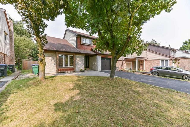 112 Royal Palm Dr, House detached with 3 bedrooms, 4 bathrooms and 5 parking in Brampton ON | Image 12